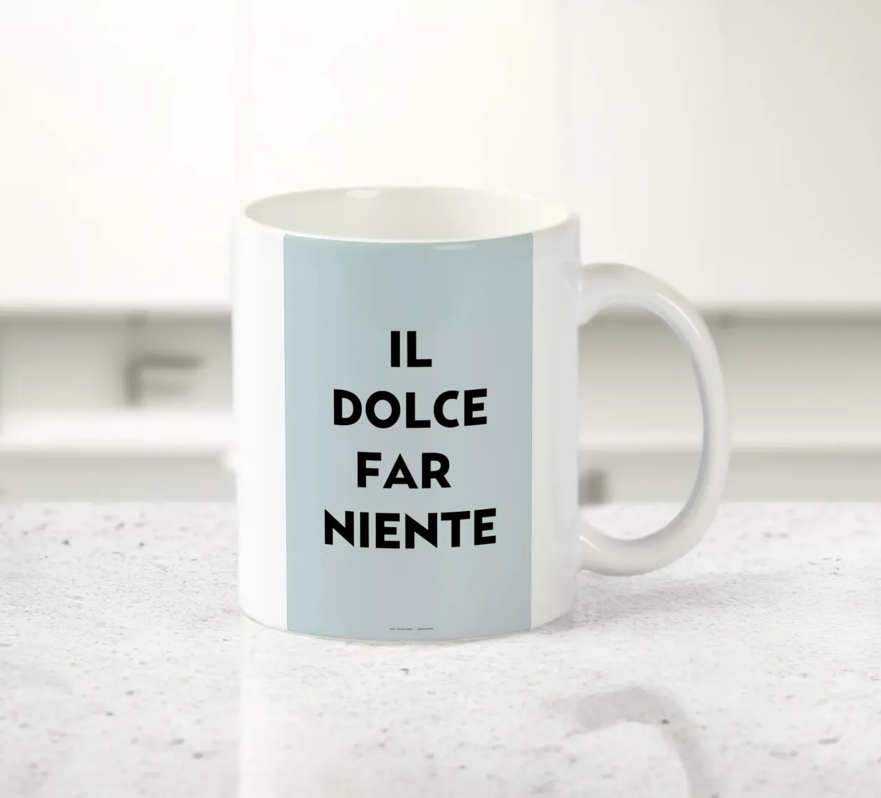 Il dolce far niente tazza in ceramica da The Wall Shop