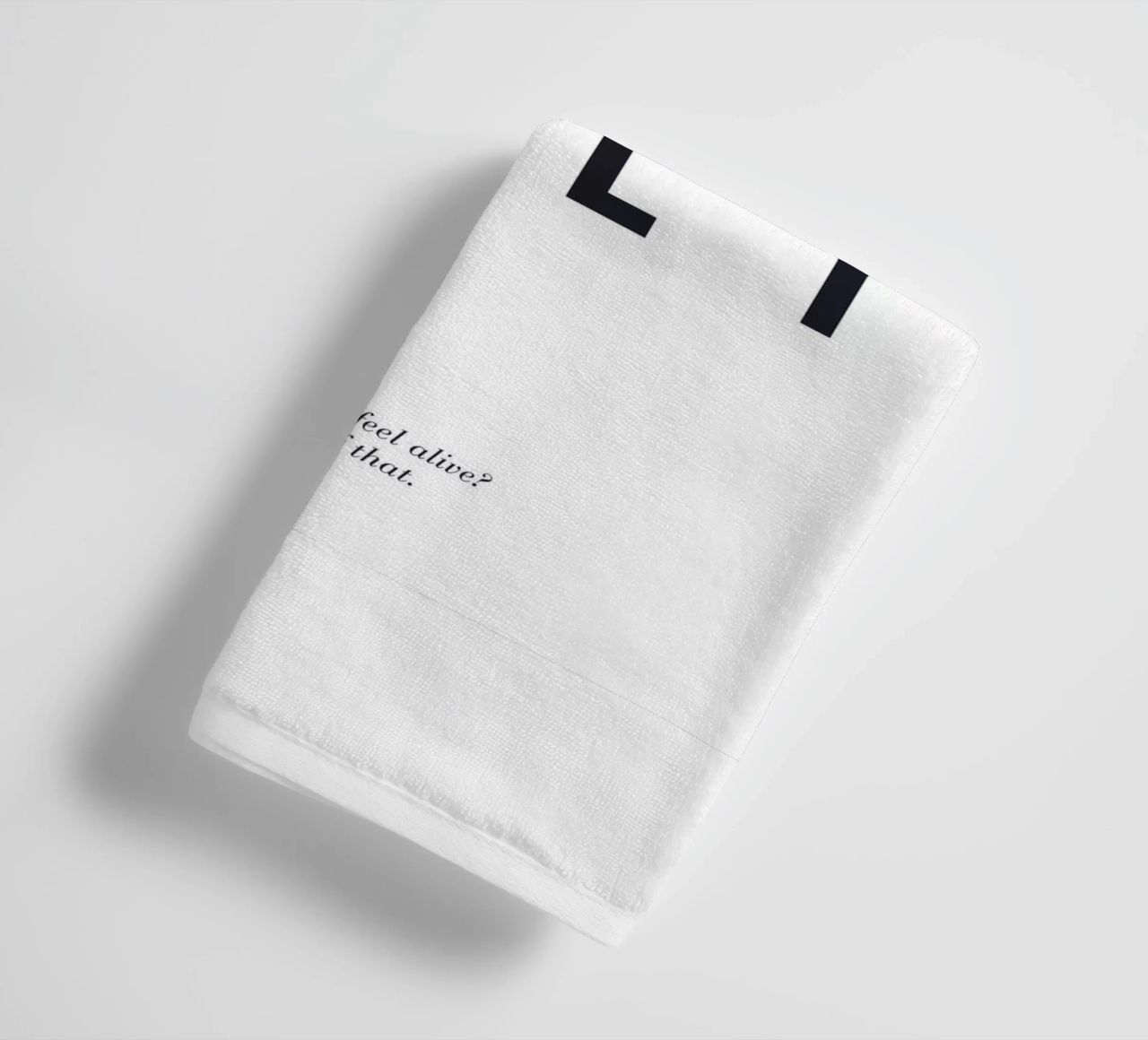 Good Vibes Only – Moderner Typografie-Druck Handtuch von Whole©
