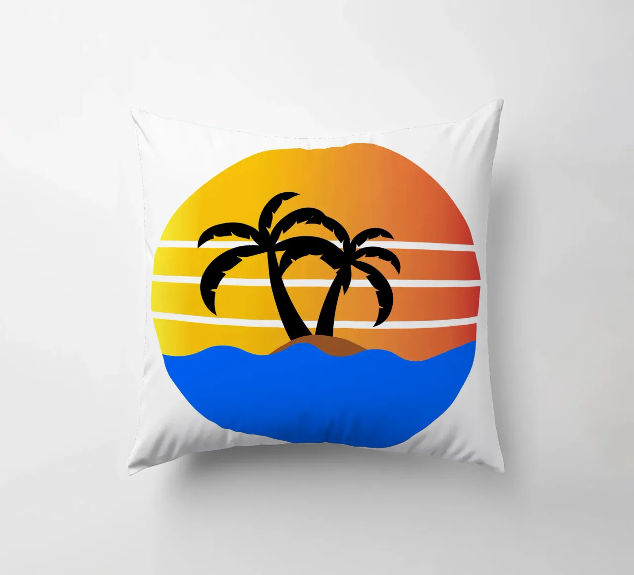 Sunset with palm trees cuscino da happieeagle