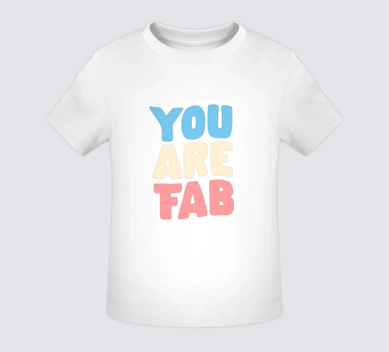 Design tipografico You Are Fab maglietta neonato da THE MOTIVATED TYPE