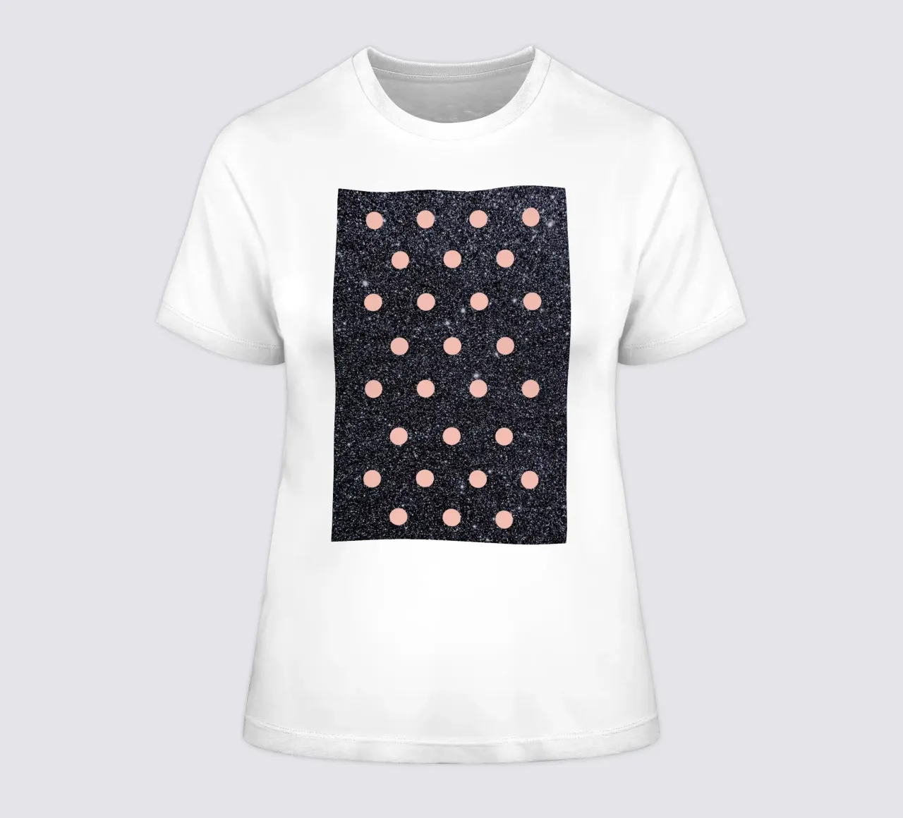Pink Polka Dots on Shiny Background t-shirt da donna da cafelab