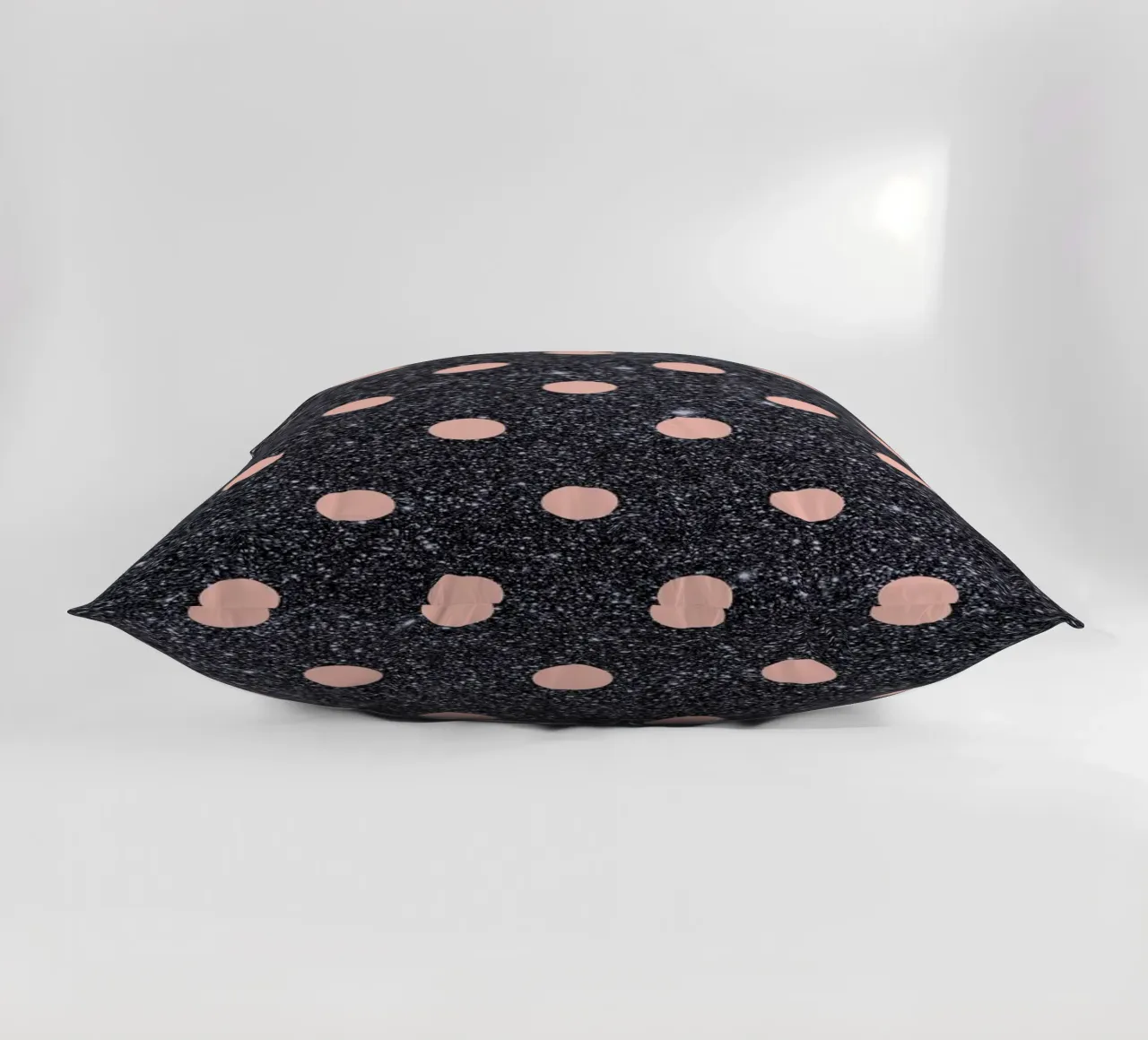 Pink Polka Dots on Shiny Background cuscino da cafelab