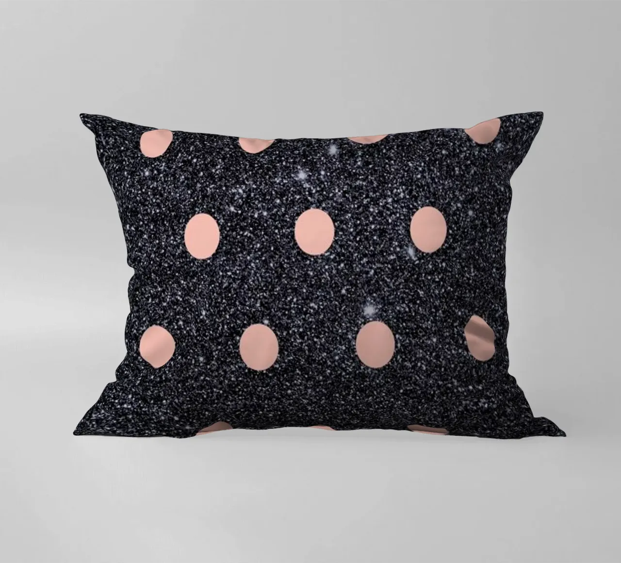 Pink Polka Dots on Shiny Background cuscino da cafelab
