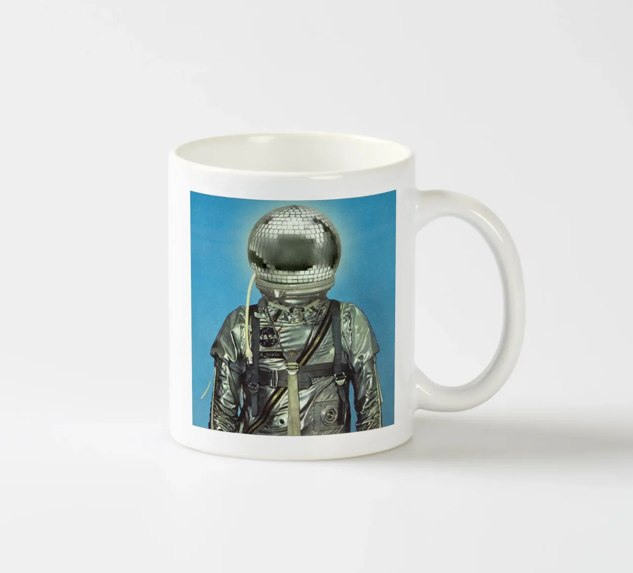 Disco Astronaut tazza in ceramica da Sammy Slabbinck