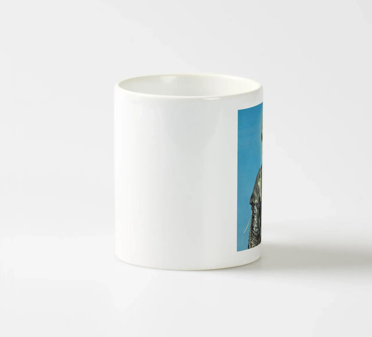 Disco Astronaut tazza in ceramica da Sammy Slabbinck