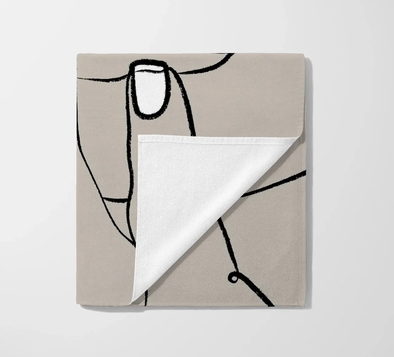 Lips beach towel by 83oranges.com