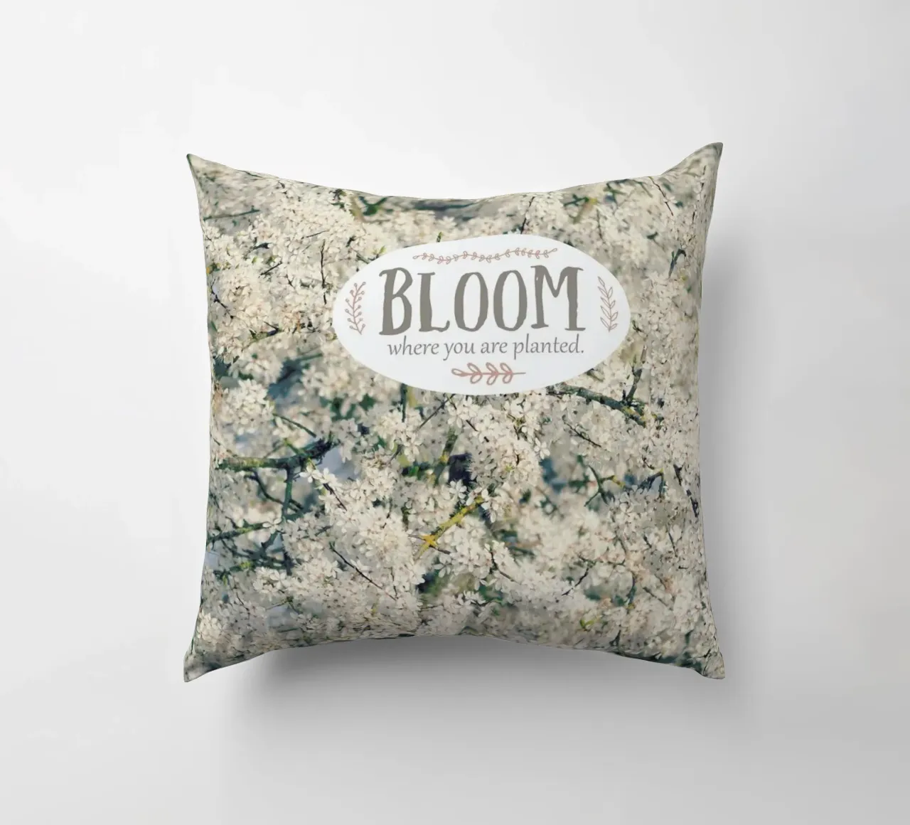 Bloom Where Kissen von Robin Delean
