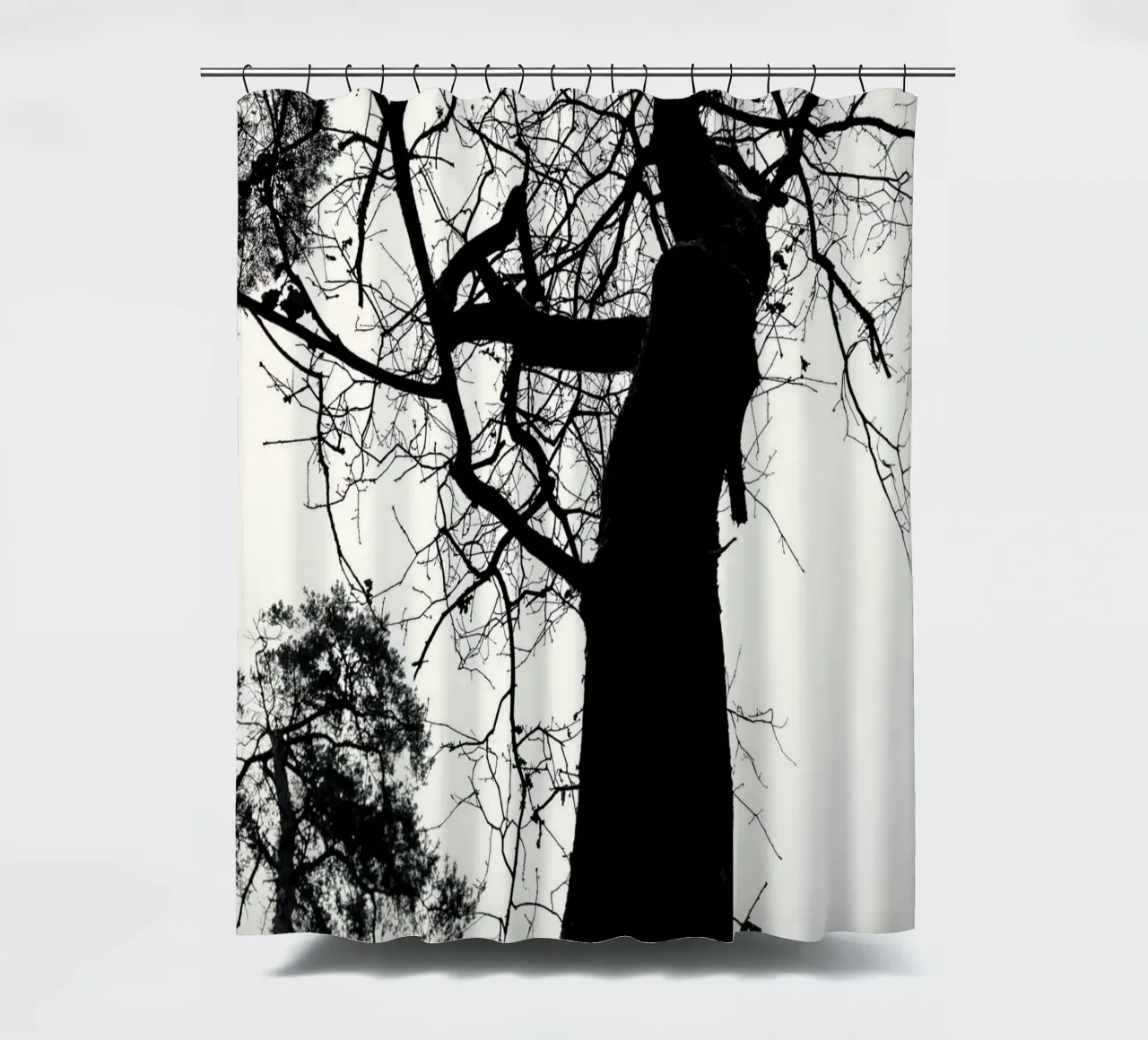 Winterbaum Duschvorhang von SaraRosenbaum