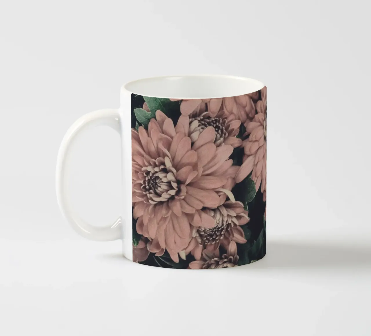 Romantico splendore floreale - Eleganza floreale tazza in ceramica da Whole©