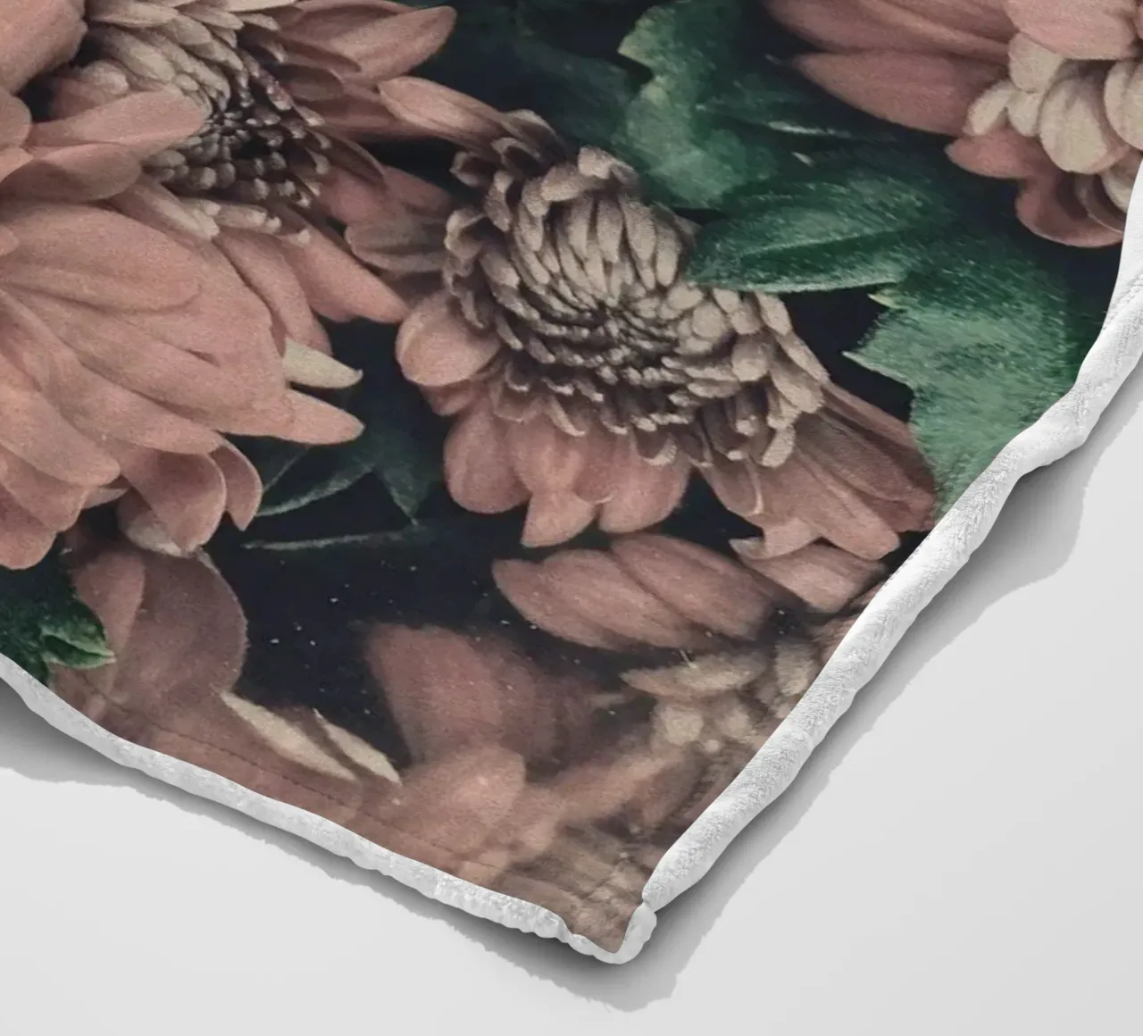 Romantico splendore floreale - Eleganza floreale coperta in pile da Whole©