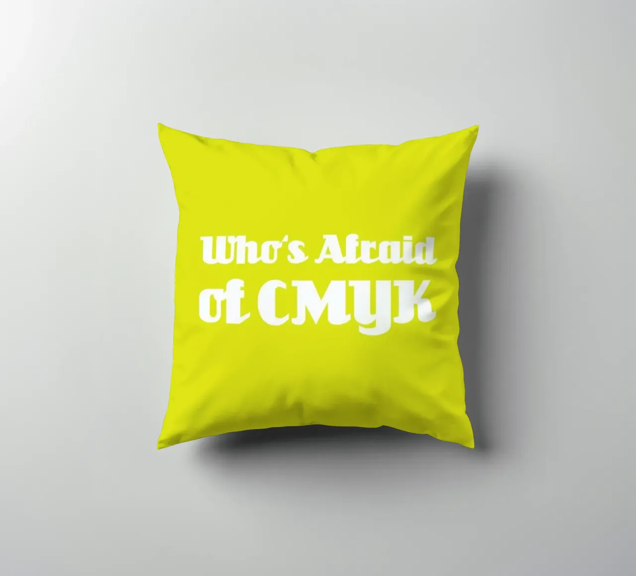 Who's Afraid of CMYK cuscino da Andreas Wundersee
