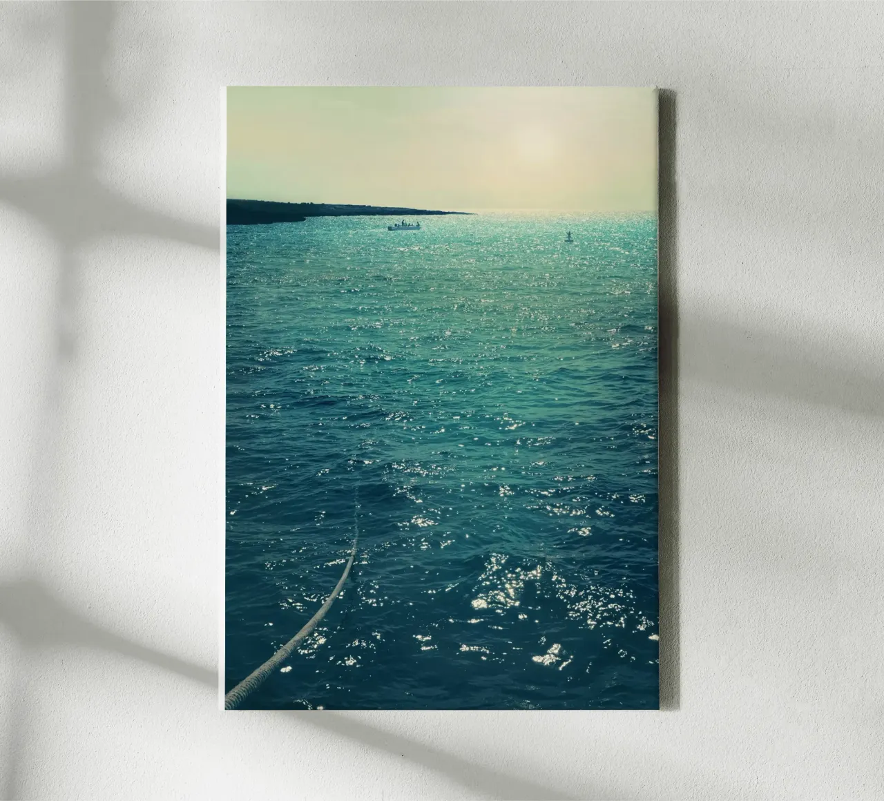 Atardecer en el mar lienzo con Marco flotante de Eva Nev Photography