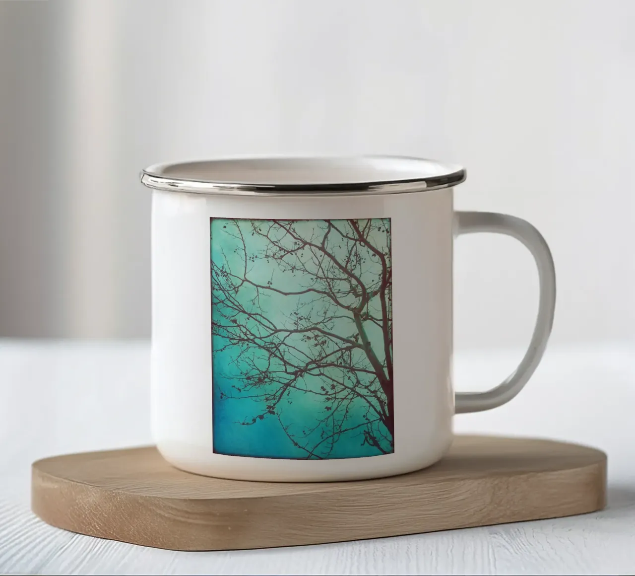 L'albero e l'alba tazza in smalto da Eva Nev Photography