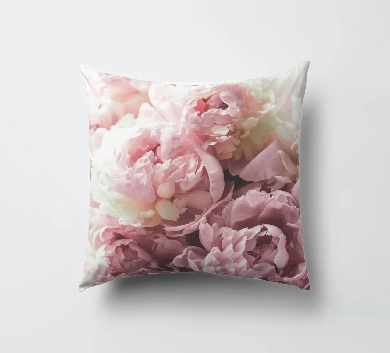 Delicate peonie - Romantico splendore floreale cuscino da Whole©
