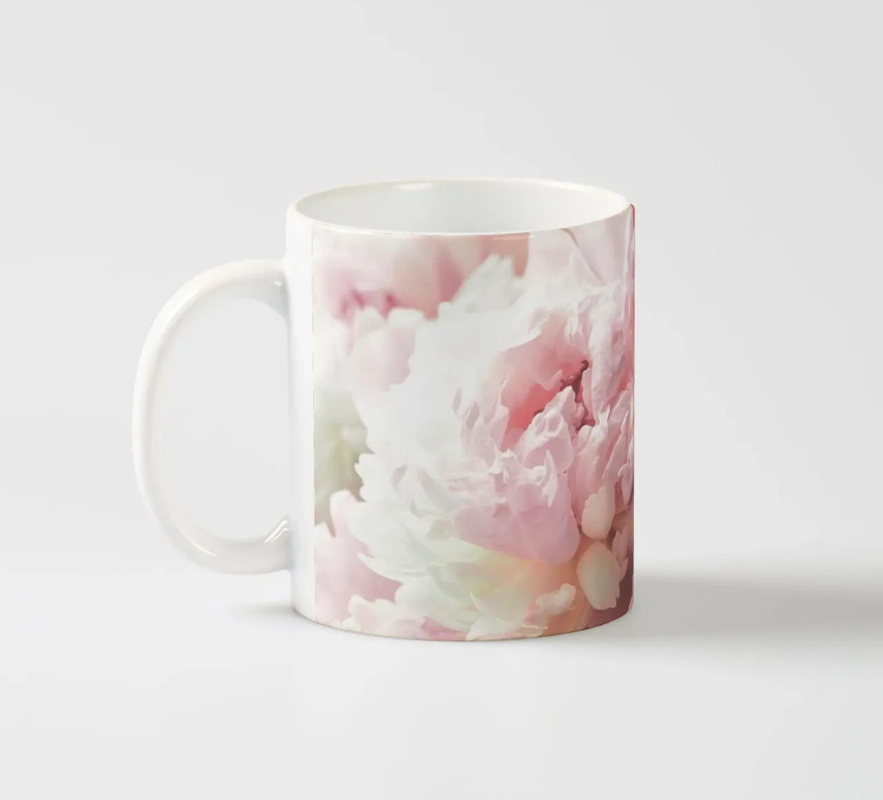 Delicate peonie - Romantico splendore floreale tazza in ceramica da Whole©