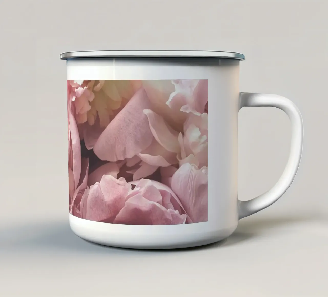 Delicate peonie - Romantico splendore floreale tazza in smalto da Whole©