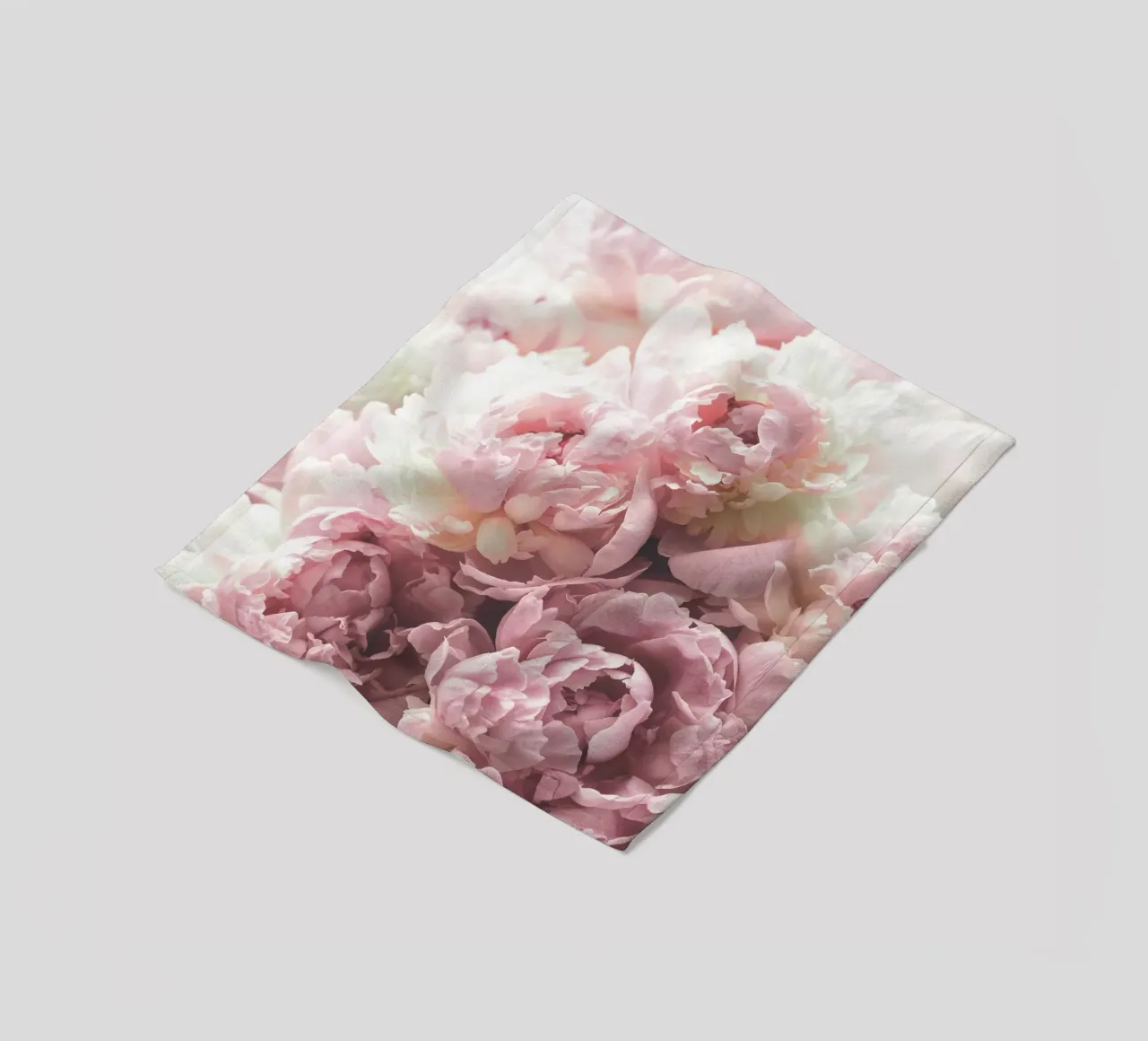Delicate peonie - Romantico splendore floreale coperta in pile da Whole©
