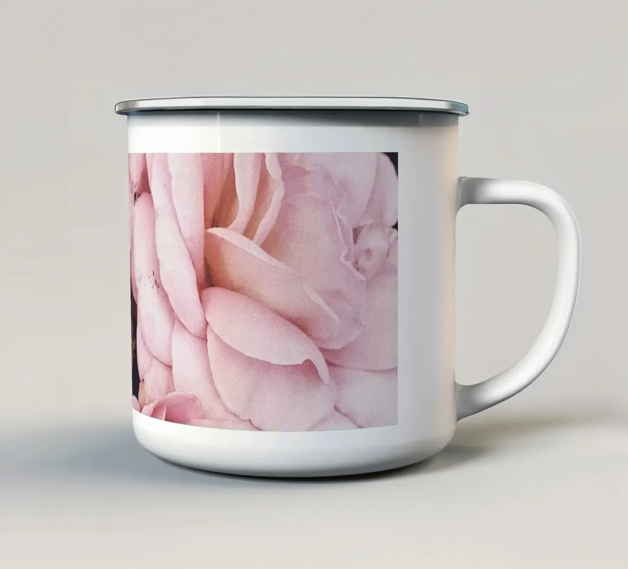 Rose romantiche - splendore floreale tazza in smalto da Whole©