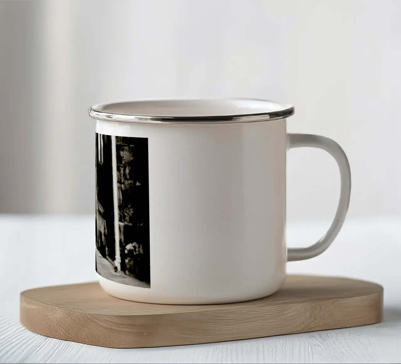 Freedom tazza in smalto da Sophie Etchart