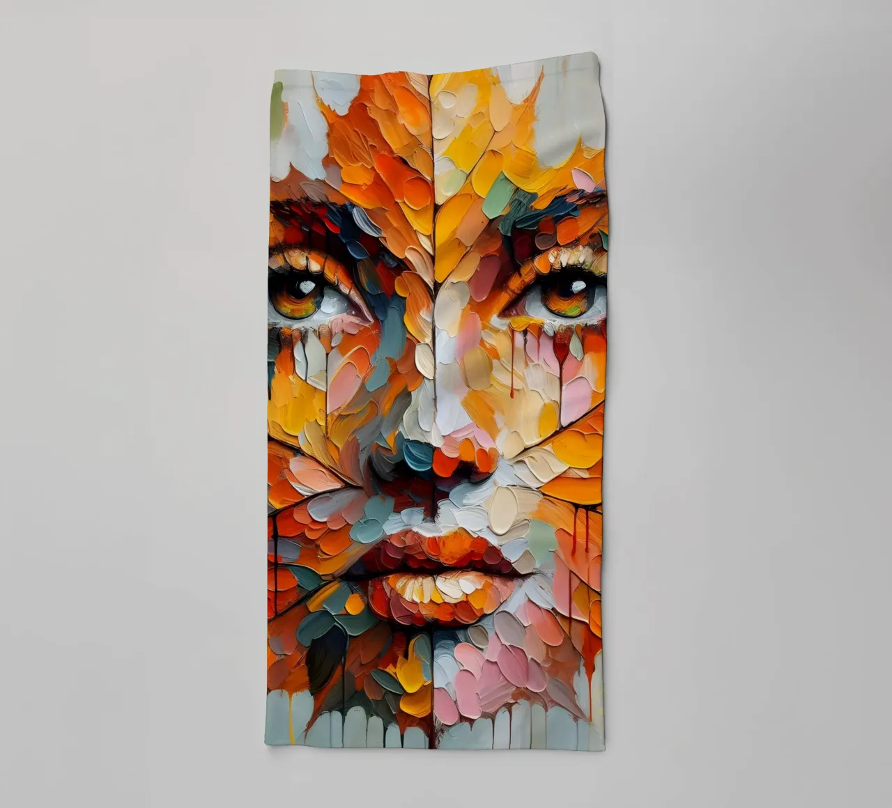 RUSTLE towel by ARTOMATIC