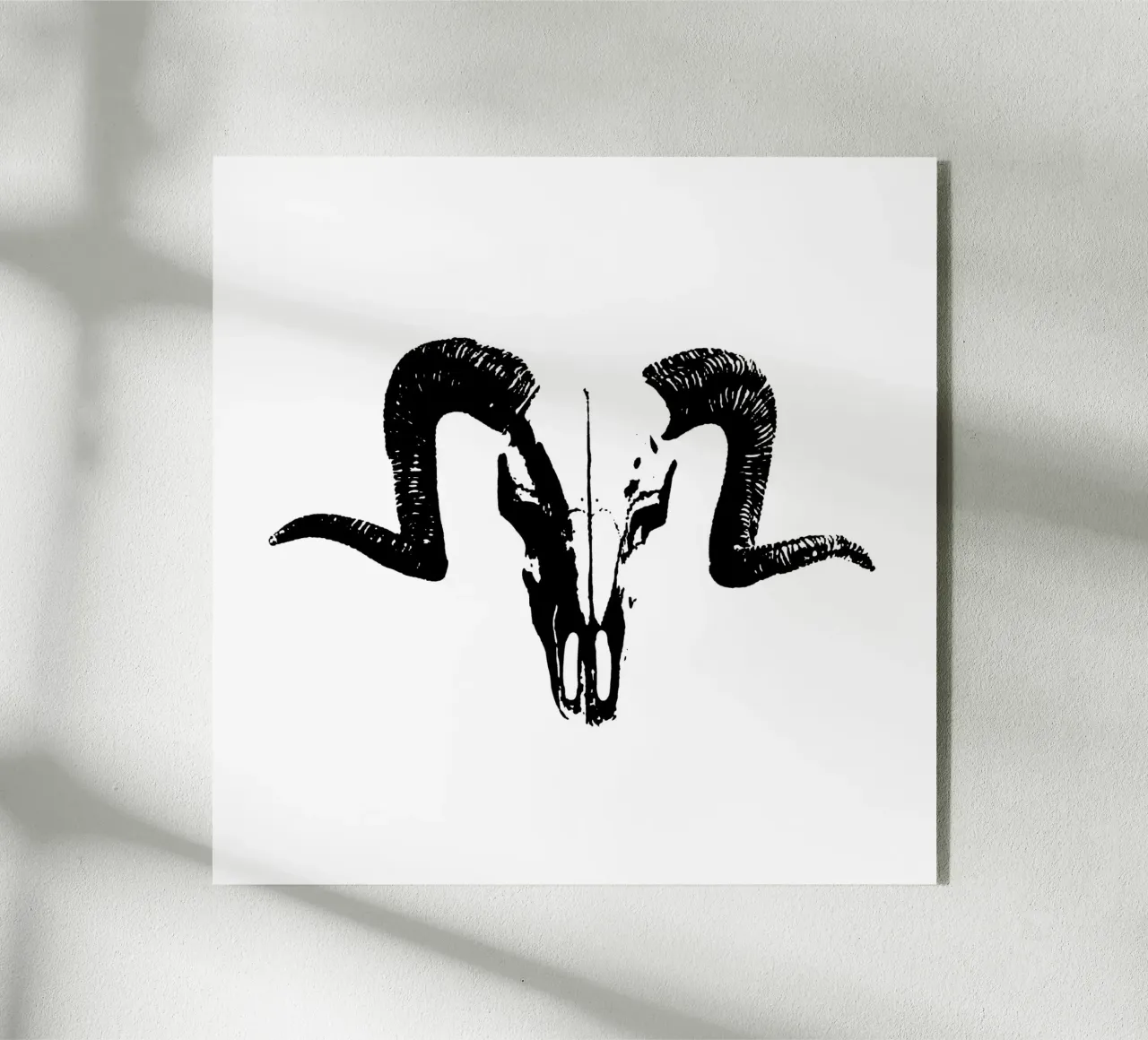 THE HORNED plexiglass da Grey Aaren