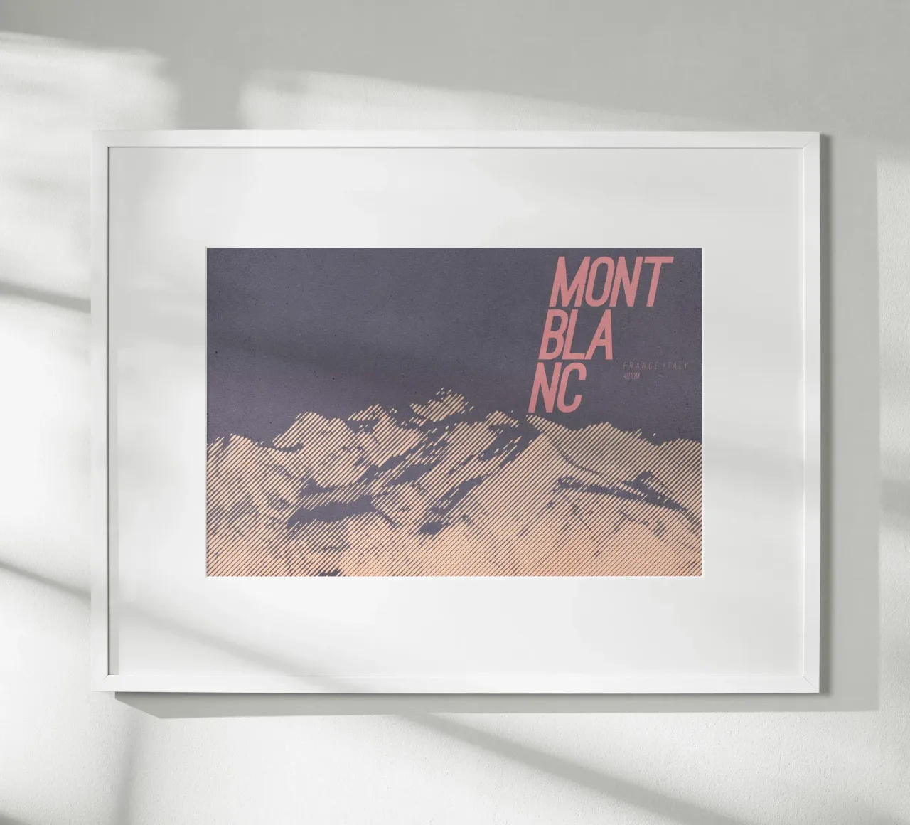 Il Monte Bianco: illustrazione artistica della più alta vetta alpina poster con telaio in plastica da MOOODZART