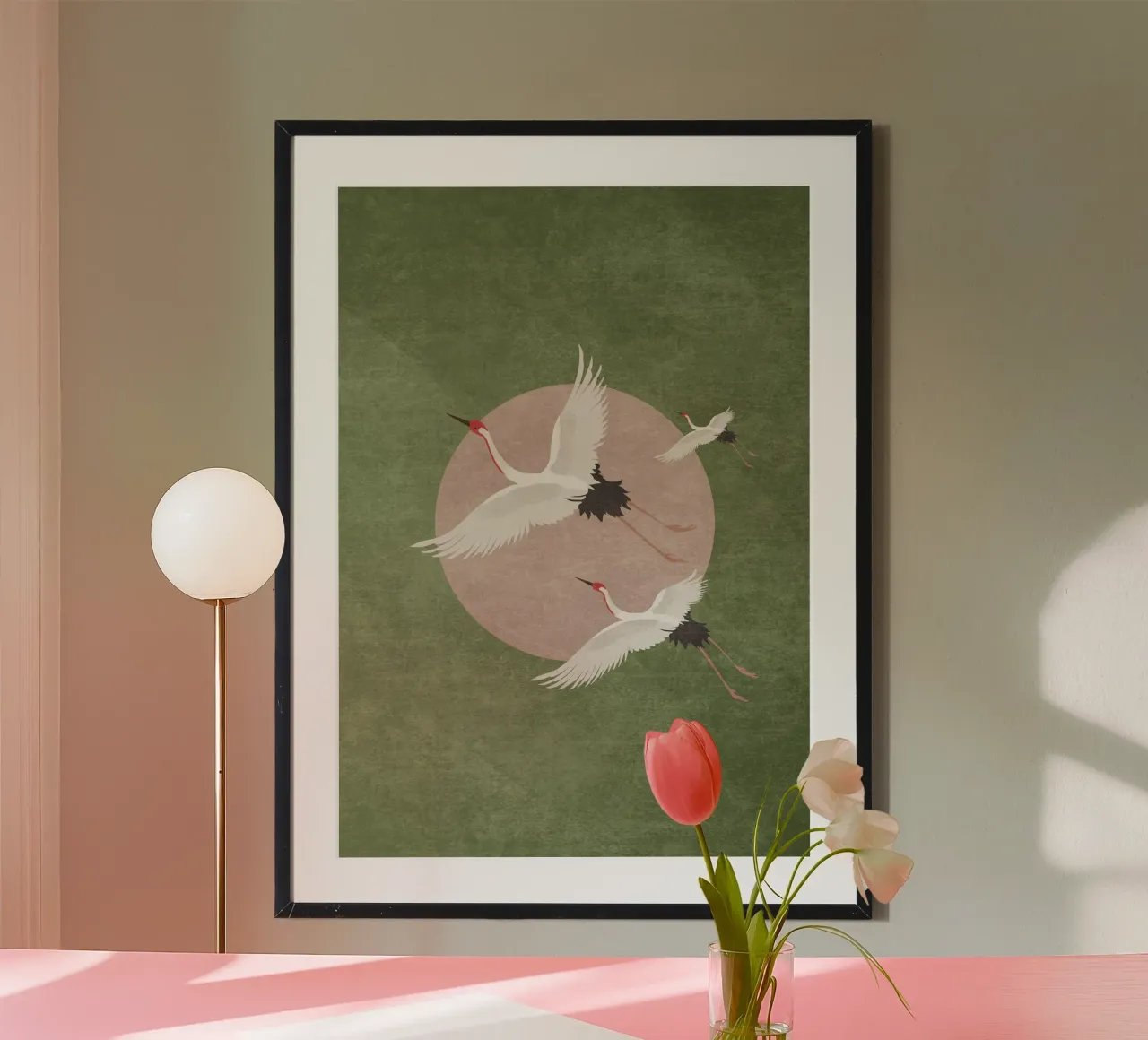 Cicogne - Verde bosco poster con telaio in legno da Emel Tunaboylu
