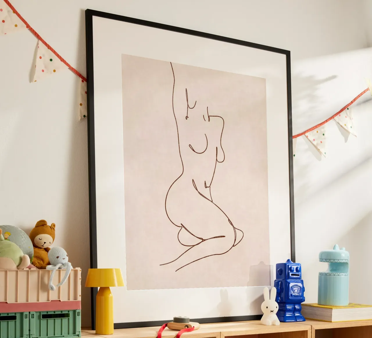 Lady Line Art poster con telaio in legno da Emel Tunaboylu