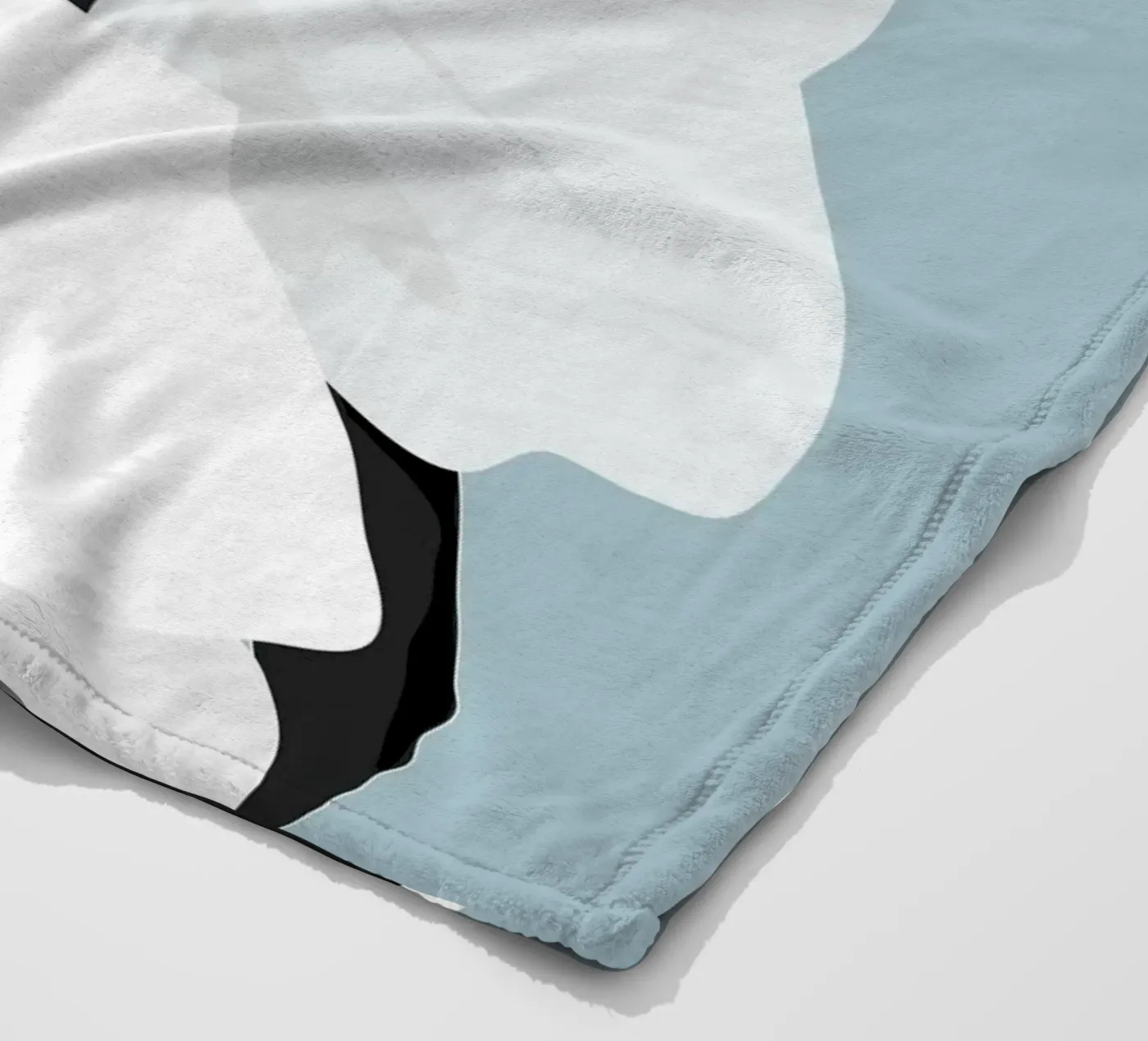 Minimal Figure fleece blanket by M.A.Z.U.N.