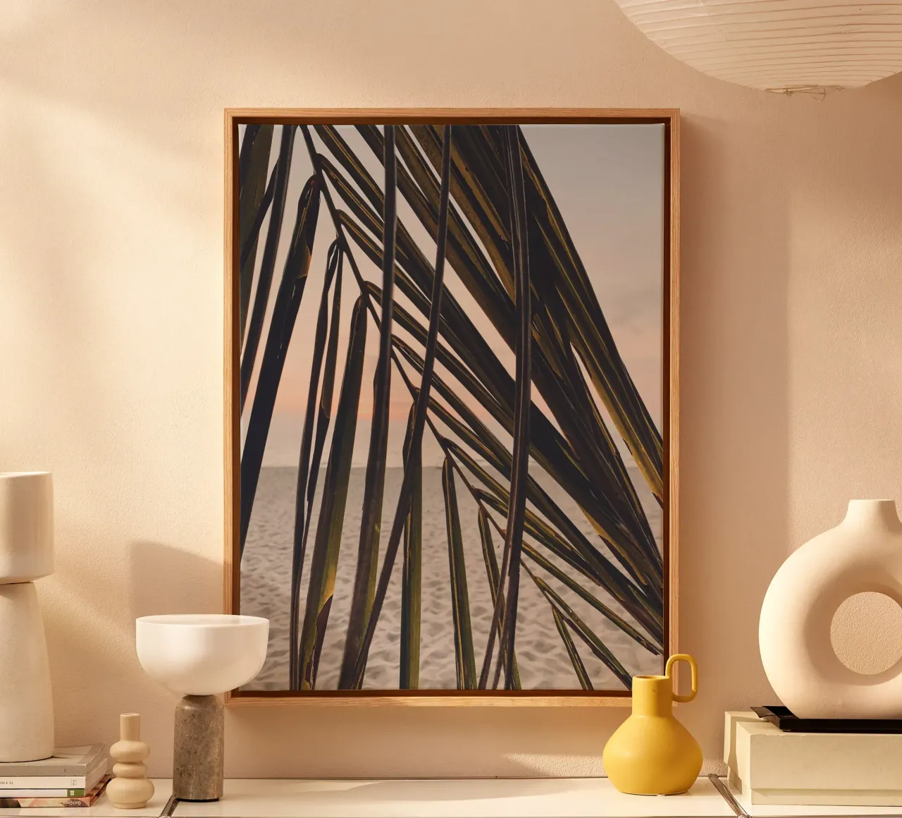 Tropisch strand - Palmblad in de zonsondergang canvas met Baklijst van Whole©