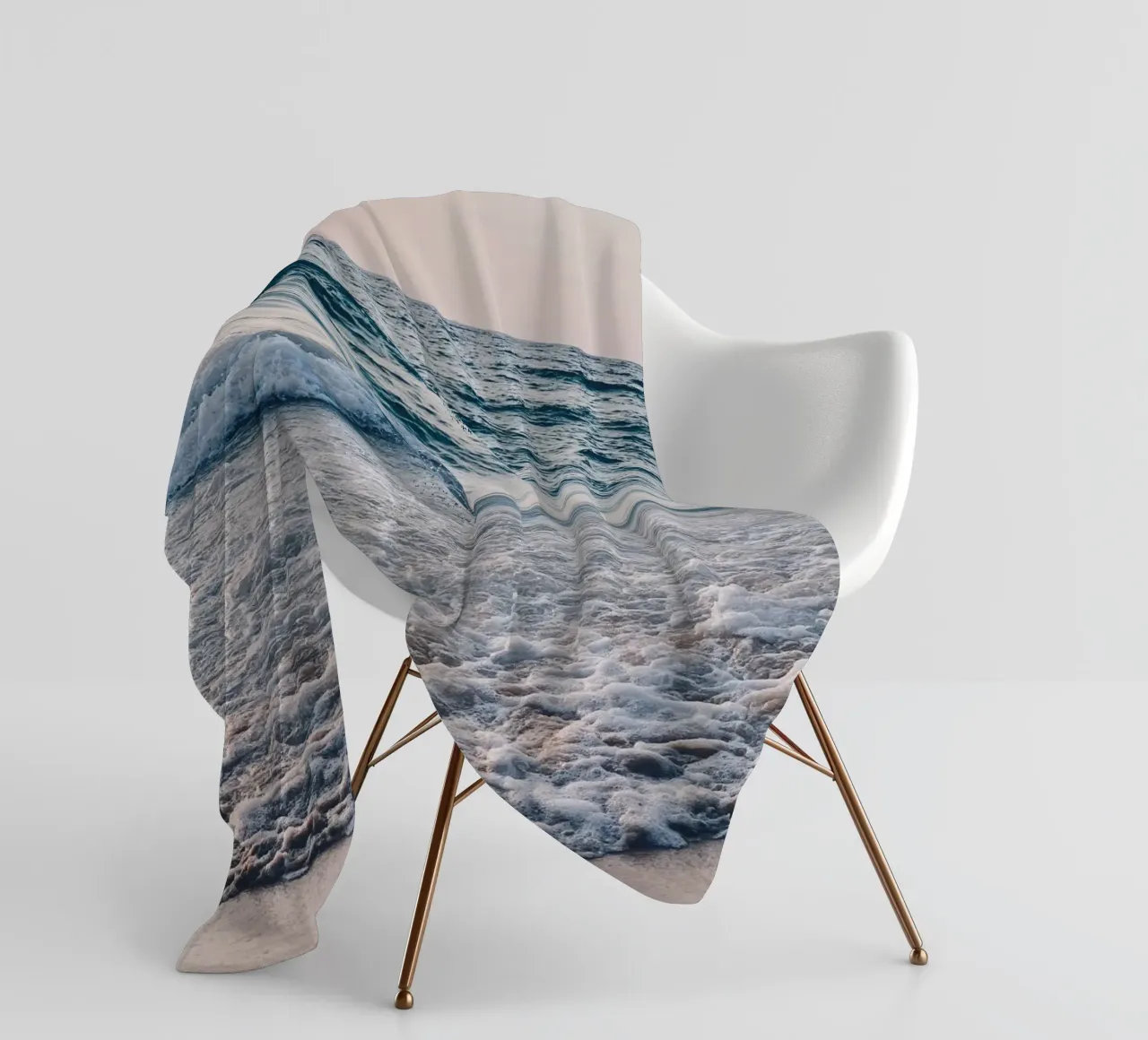 Murale con le onde del mare - pace e relax sulla spiaggia coperta in pile da Whole©