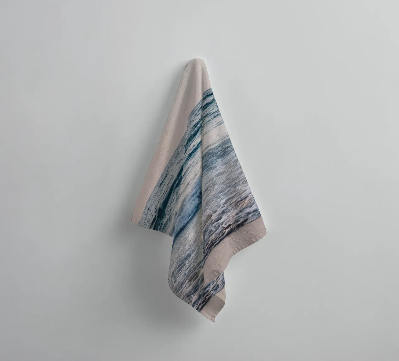 Sea waves mural - peace and relaxation on the beach towel by Whole©