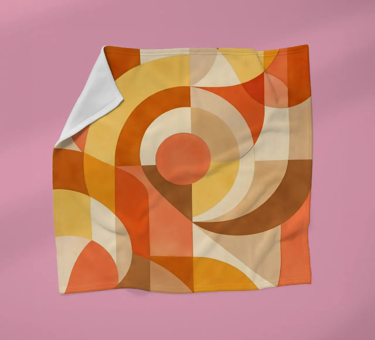 Bold Abstract Composition with Circular Forms fleecedeken van DesignDoodle