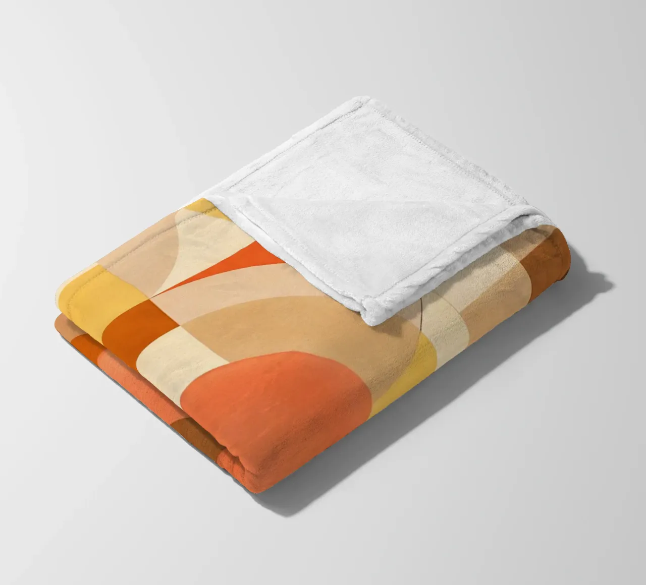 Bold Abstract Composition with Circular Forms fleecedeken van DesignDoodle