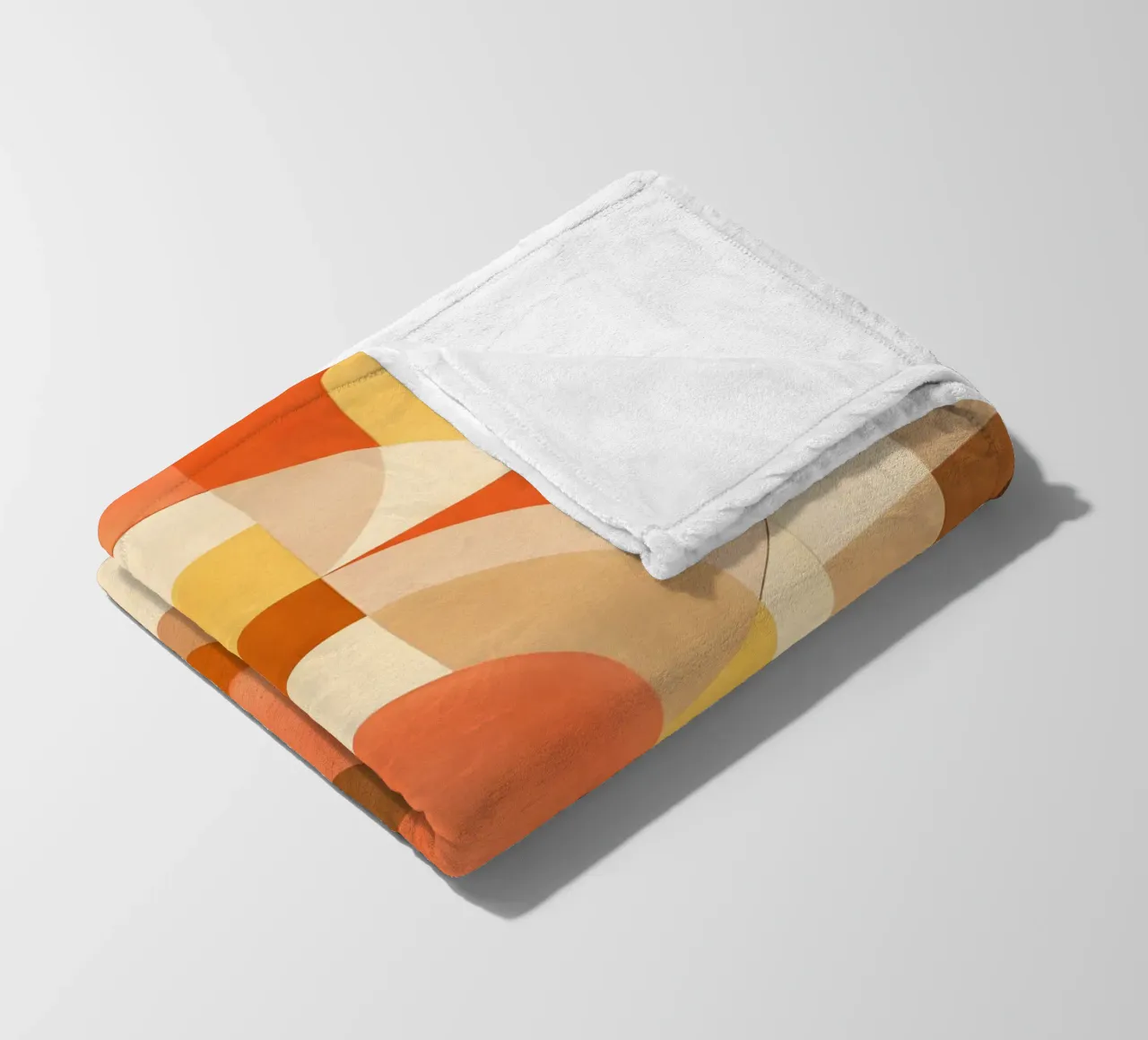 Bold Abstract Composition with Circular Forms fleecedeken van DesignDoodle