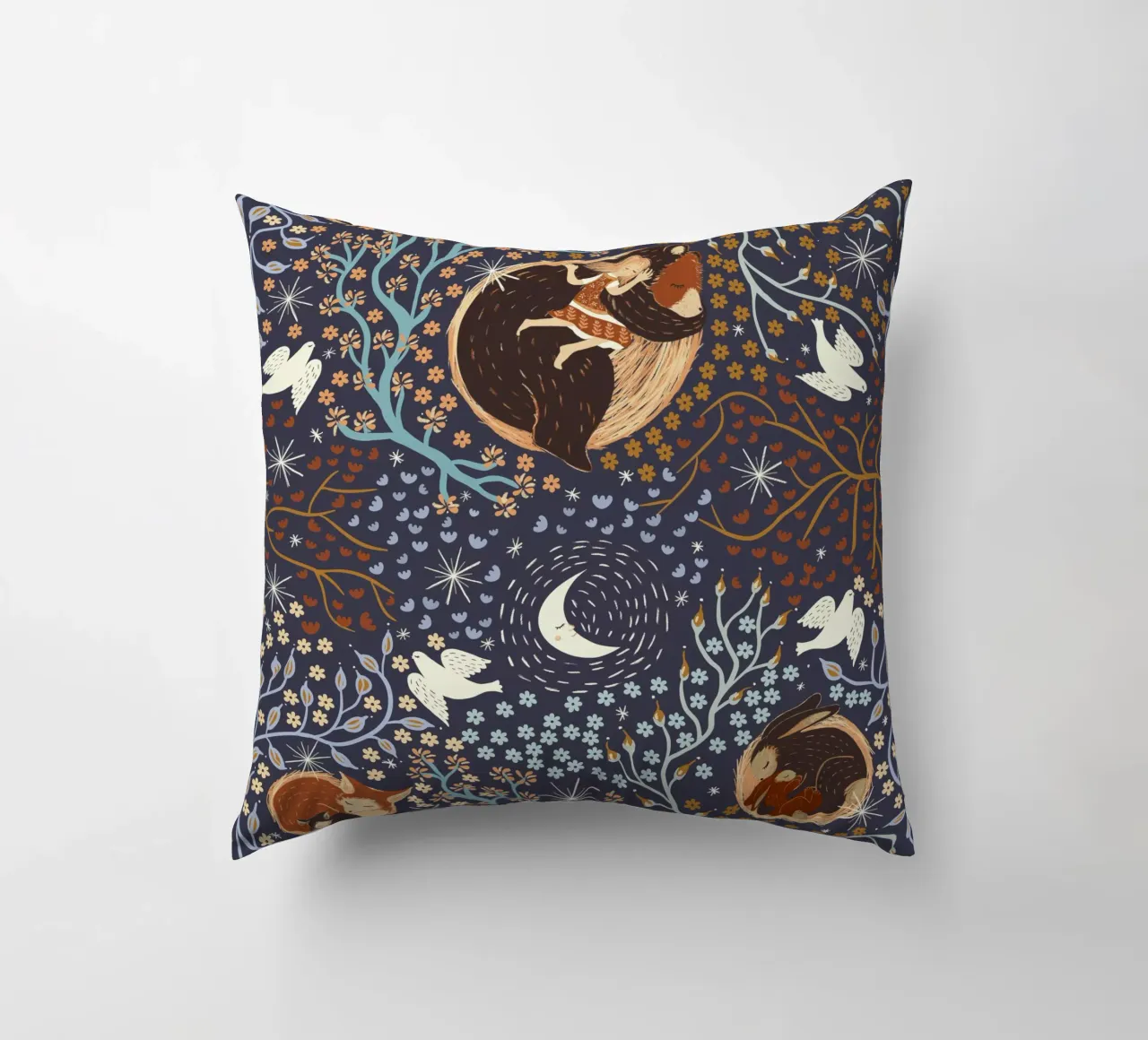 Dreamy Night Pattern: Sleeping Animals, Moon, Stars, magic cuscino da Studio Patruschka