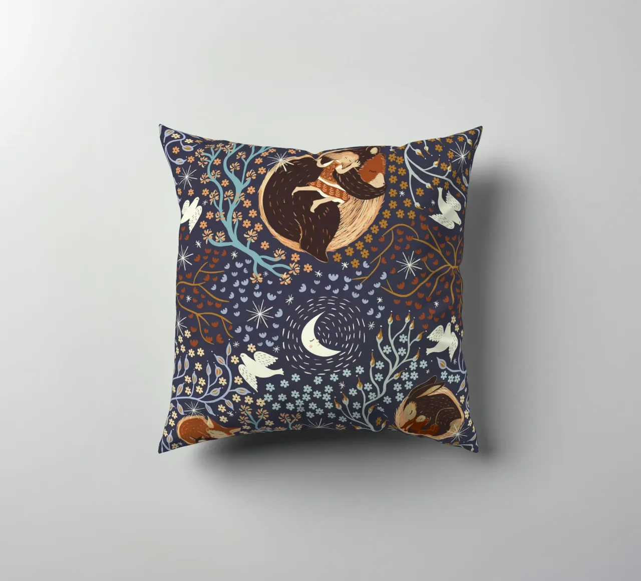 Dreamy Night Pattern: Sleeping Animals, Moon, Stars, magic cuscino da Studio Patruschka