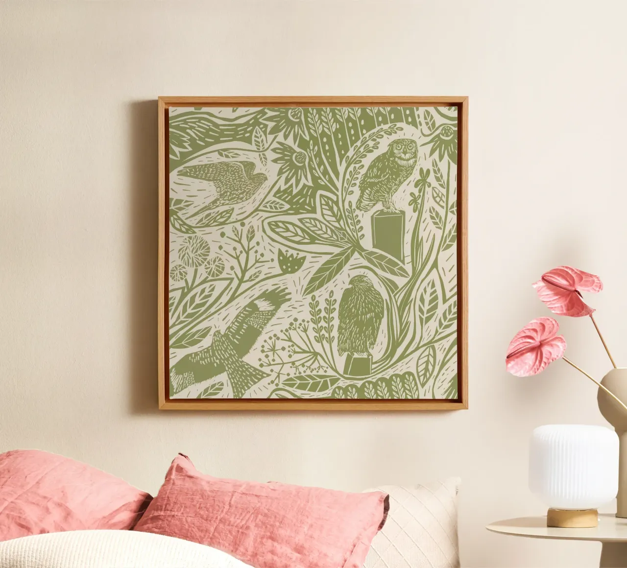 Linocut Birds of Prey: Falchi, gufi, fiori ed erbe in M tela con Cornice a cassetta da Studio Patruschka