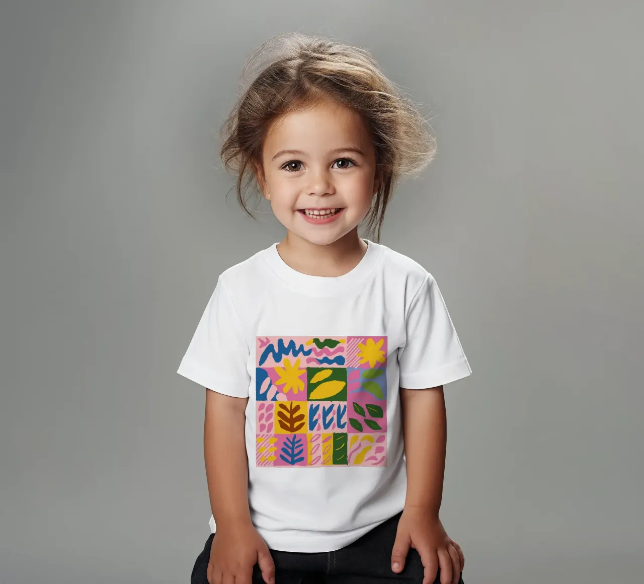 Speelse patchworkvormen kinder t-shirt van Sun Riser