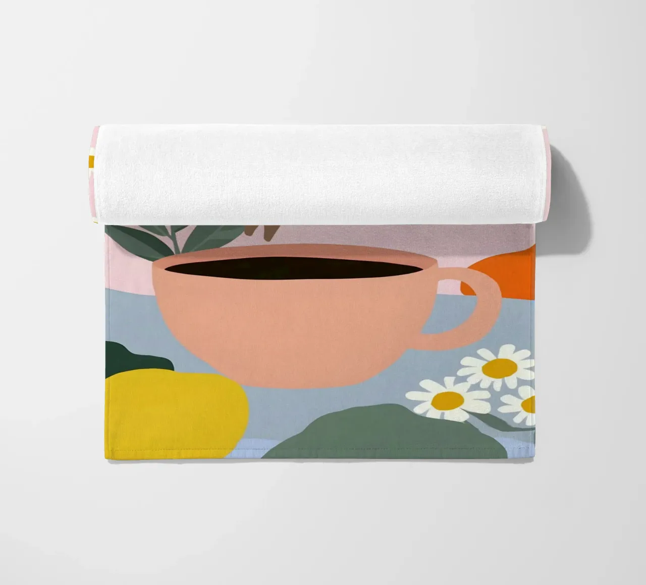 Caffeine Dive telo mare da Vibrant Berry Studio