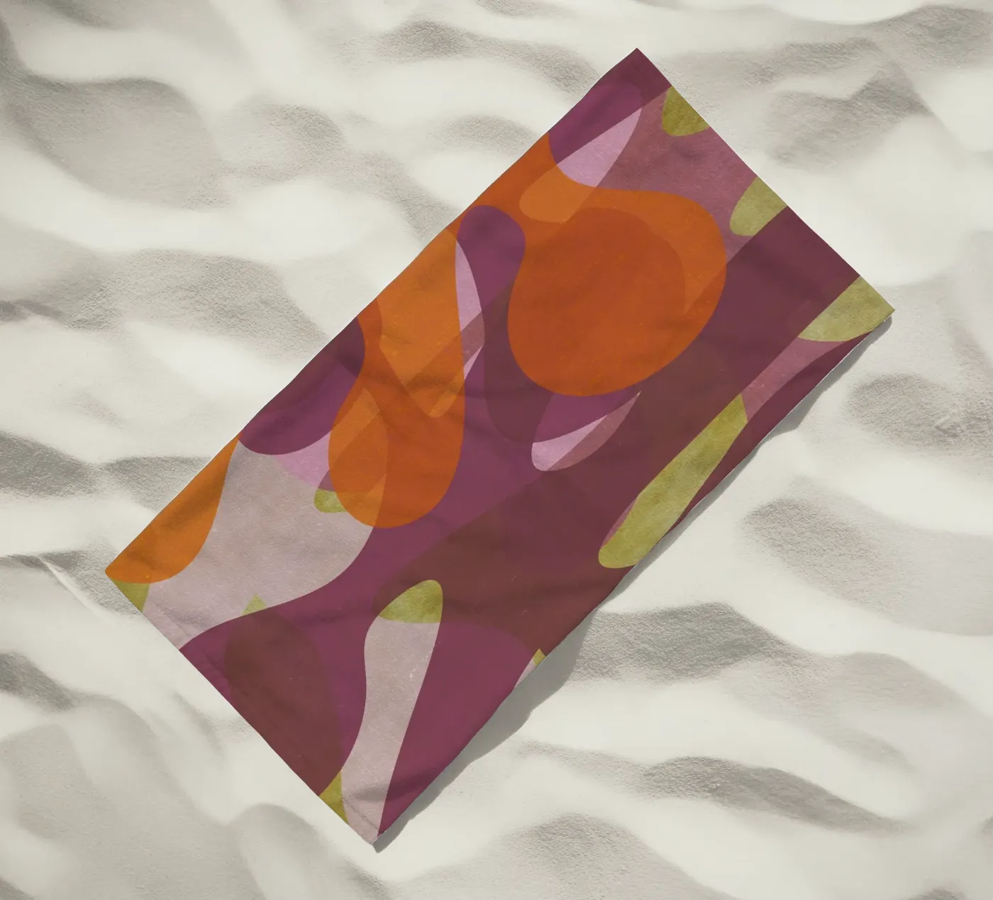 Alien II beach towel by MirimoART