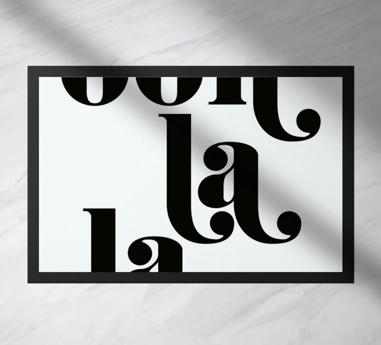 Ooh La La Typography Print felpudo de Honeymoon Hotel