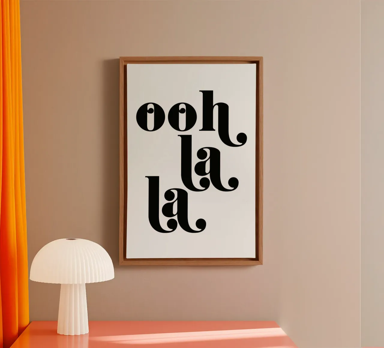 Ooh La La Typography Print tela con Cornice a cassetta da Honeymoon Hotel