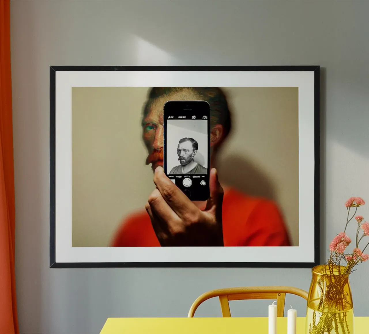 Show You My Selfie poster con telaio in legno da Dikhotomy