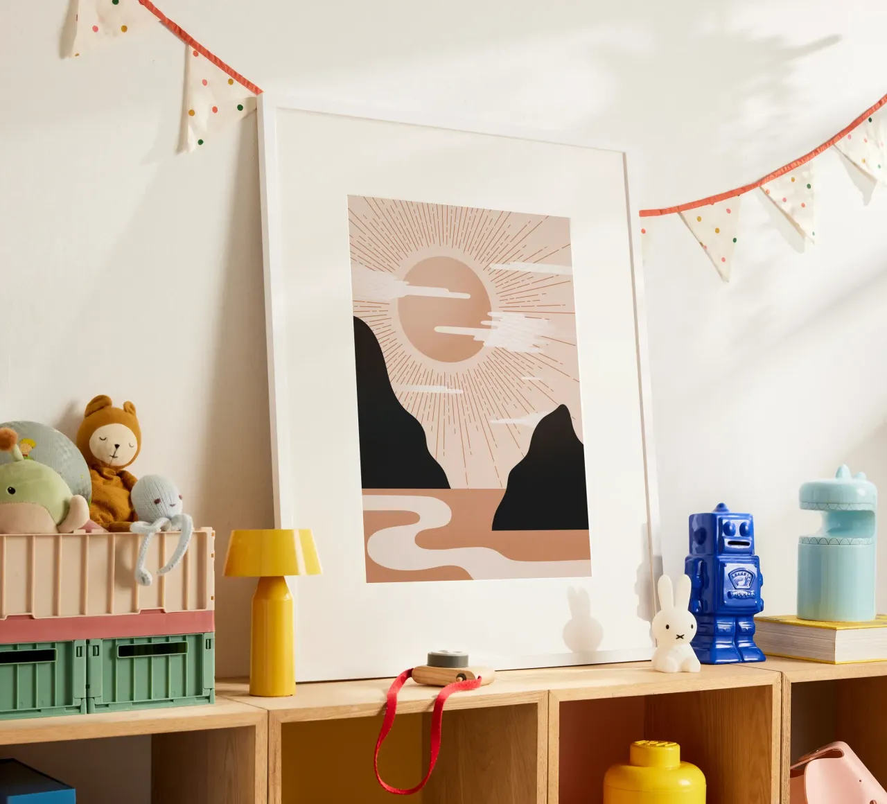 Paysage minimaliste d'un lever de soleil brumeux - Nursery Art (Part 1) poster avec cadre en aluminium de kookiepixel