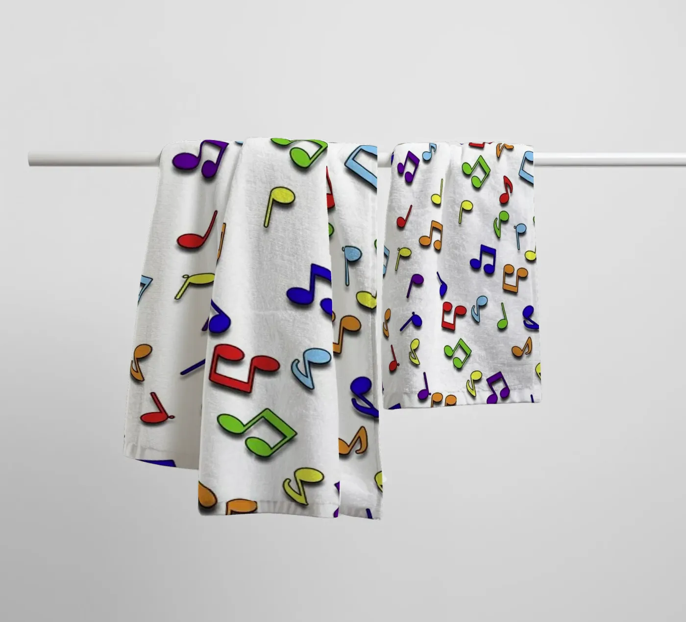 Rainbow Notes Wit badhanddoek van kimbus_mom