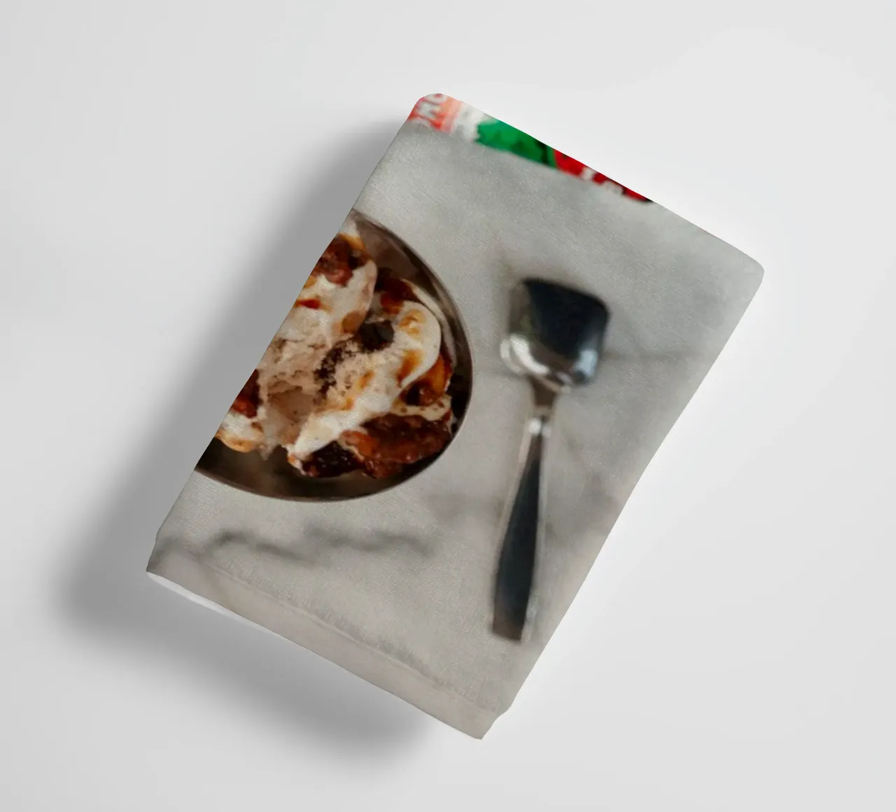 chaotic table badhanddoek van friedalovesemil