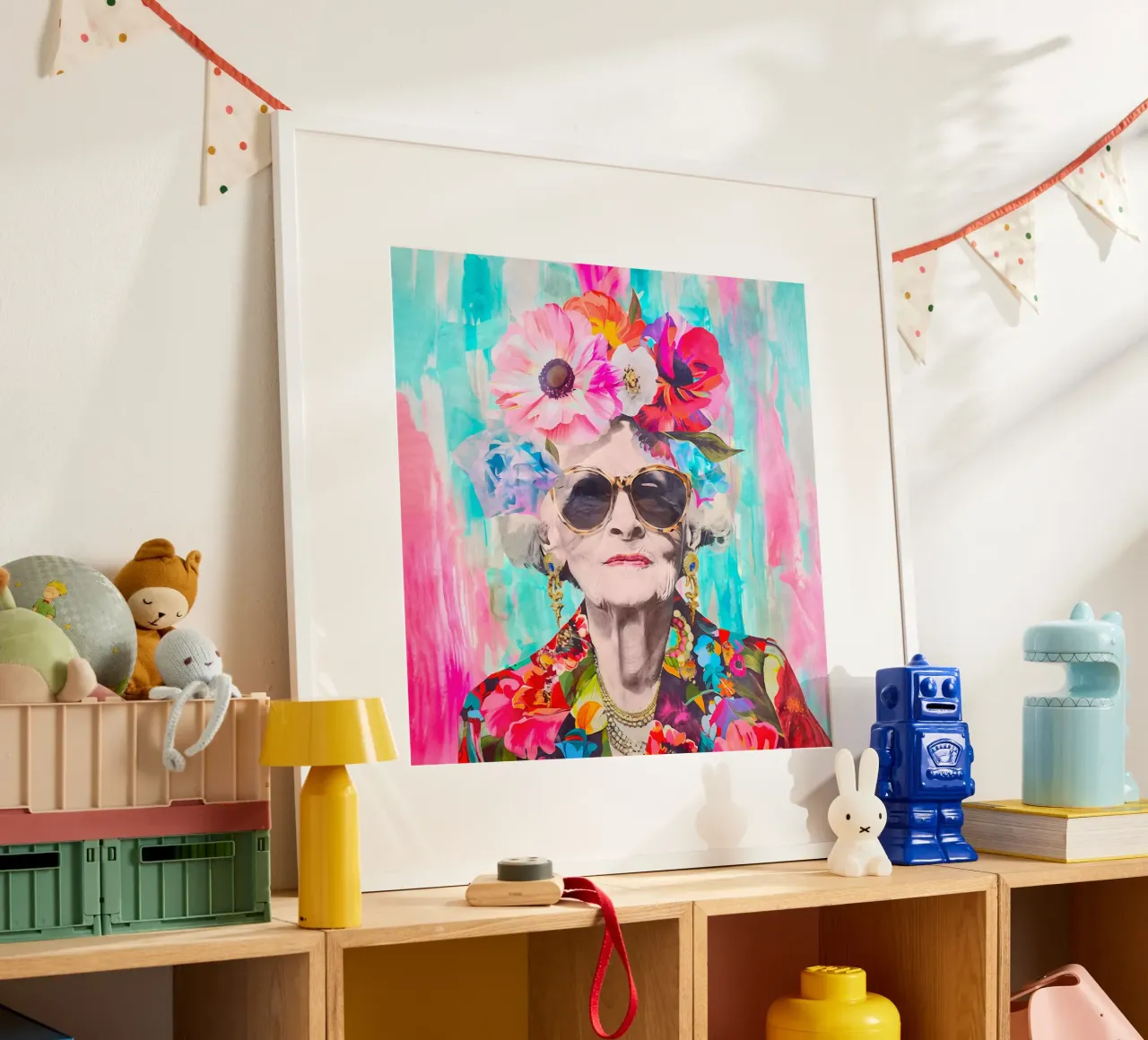 Lo stile non ha età Ritratto femminile II poster con telaio in plastica da Andrea Haase Modern Home