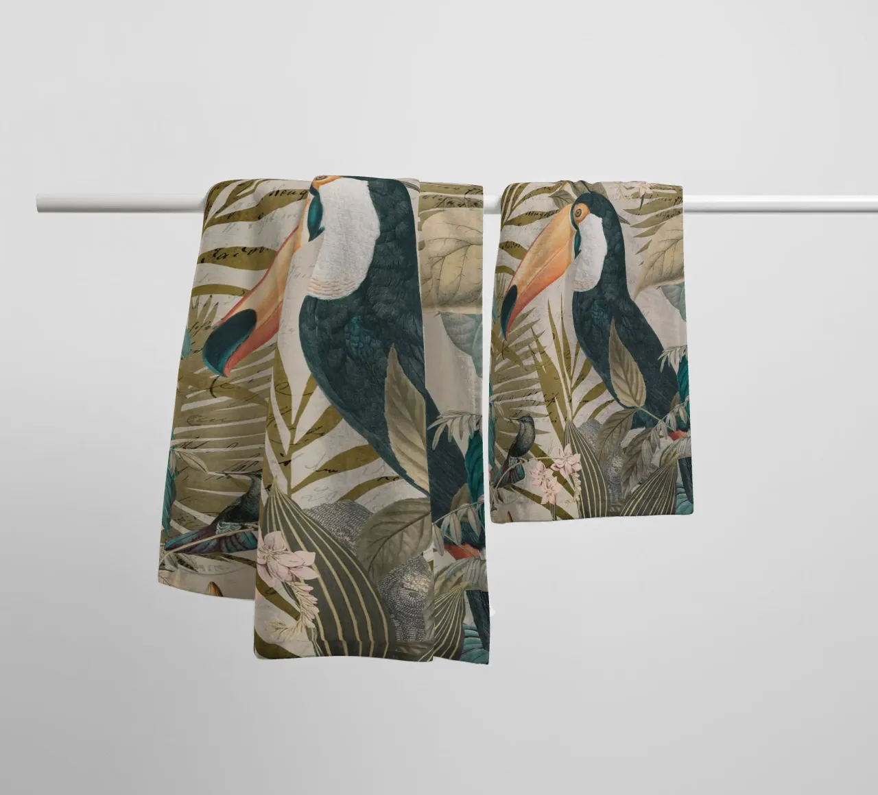 Tucano della giungla nostalgico asciugamano da bagno da Andrea Haase Vintage World