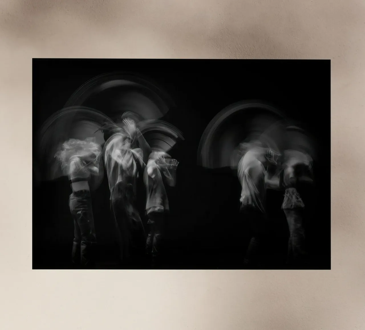 Electro dance pellicola backlit da Old Grey